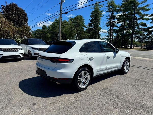 2020 PORSCHE MACAN