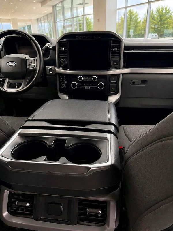 2024 FORD F150