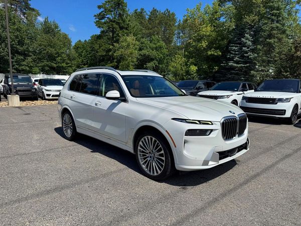 2023 BMW X7 xDrive40i
