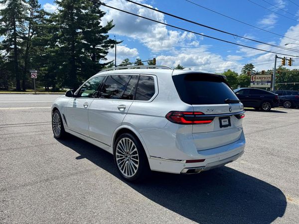 2023 BMW X7 xDrive40i