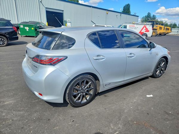 2013 LEXUS CT 200h