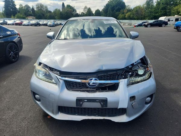2013 LEXUS CT 200h