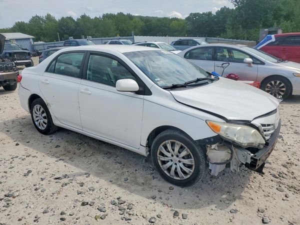 2013 TOYOTA COROLLA