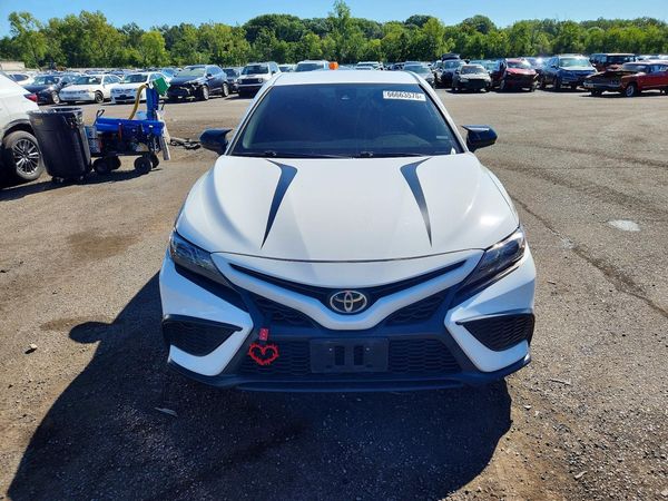 2021 TOYOTA CAMRY