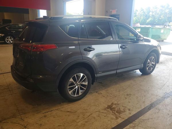 2016 TOYOTA RAV4 XLE (M Grade)