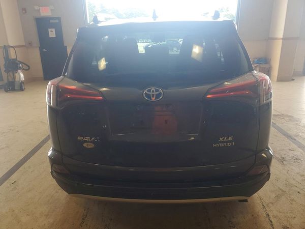 2016 TOYOTA RAV4 XLE (M Grade)