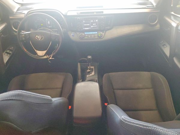 2016 TOYOTA RAV4 XLE (M Grade)