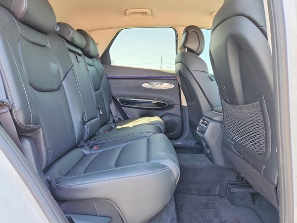 2026 GENESIS GV70
