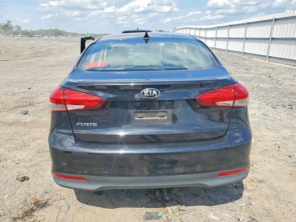 2017 KIA FORTE