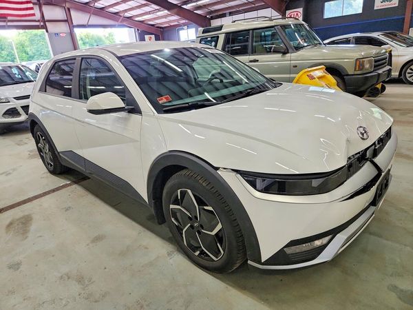 2022 HYUNDAI IONIQ SE