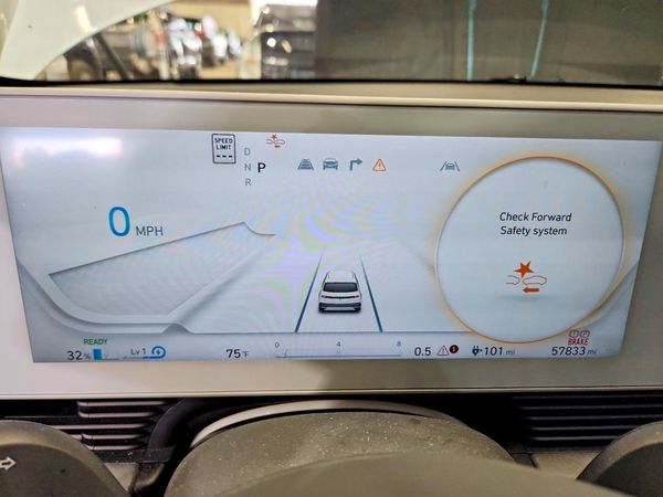 2022 HYUNDAI IONIQ SE
