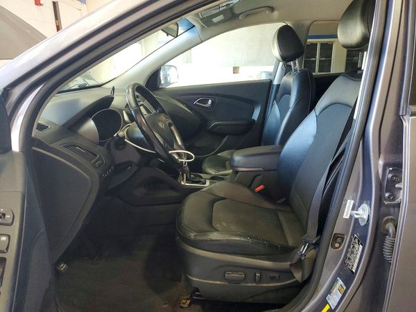 2015 HYUNDAI TUCSON GLS (Middle)