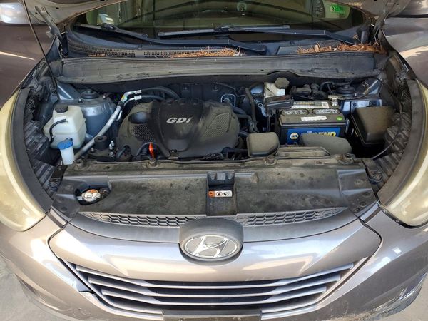 2015 HYUNDAI TUCSON GLS (Middle)