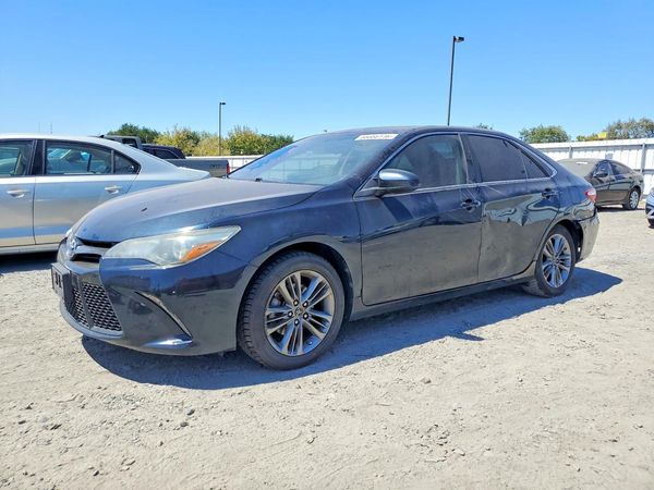 2016 TOYOTA CAMRY