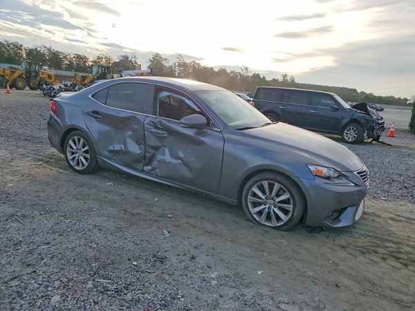 2016 LEXUS IS 200t