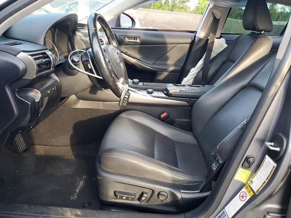 2016 LEXUS IS 200t