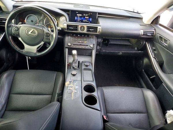 2016 LEXUS IS 200t