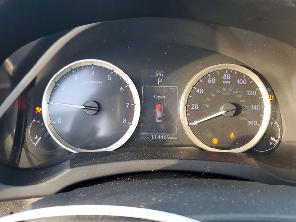 2016 LEXUS IS 200t