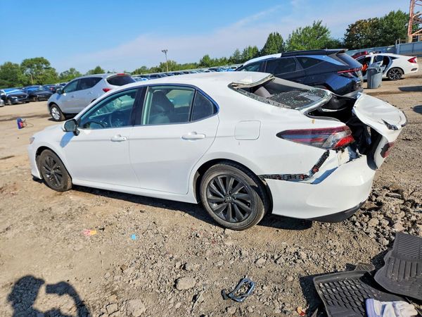 2024 TOYOTA CAMRY