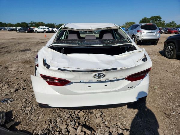 2024 TOYOTA CAMRY