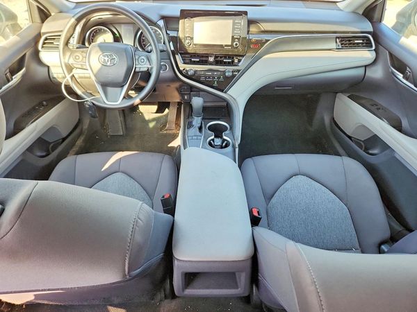 2024 TOYOTA CAMRY