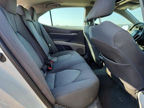 2024 TOYOTA CAMRY