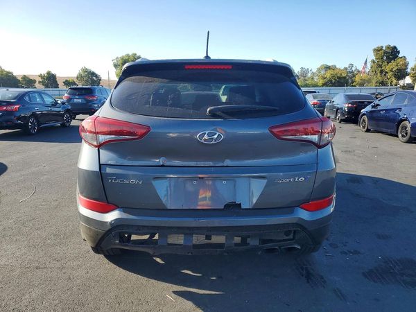 2016 HYUNDAI TUCSON