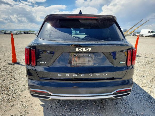 2022 KIA SORENTO SX