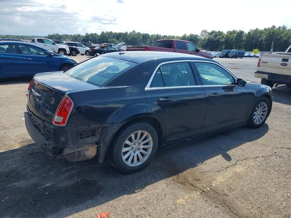 2012 CHRYSLER 300 Base/Limited