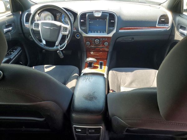 2012 CHRYSLER 300 Base/Limited