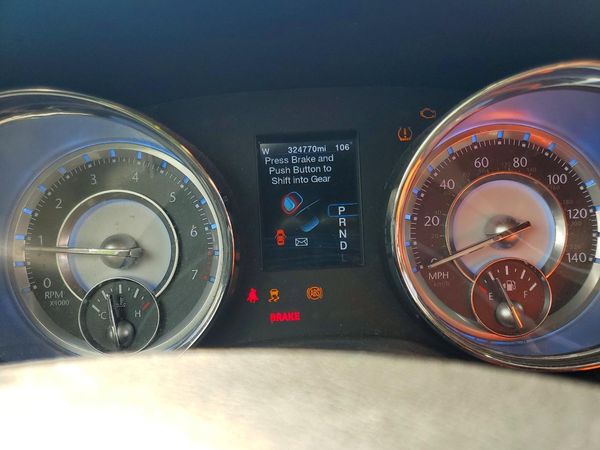 2012 CHRYSLER 300 Base/Limited
