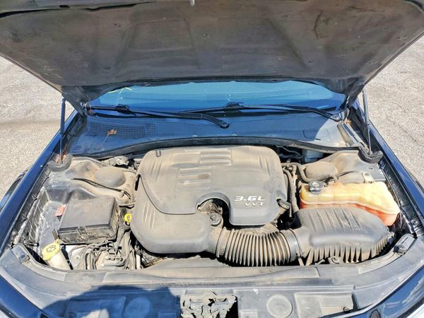 2012 CHRYSLER 300 Base/Limited
