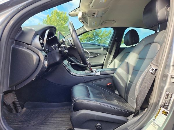 2017 MERCEDES-BENZ C C300-4M