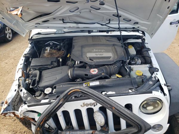 2016 JEEP WRANGLER Sport — Engine bay