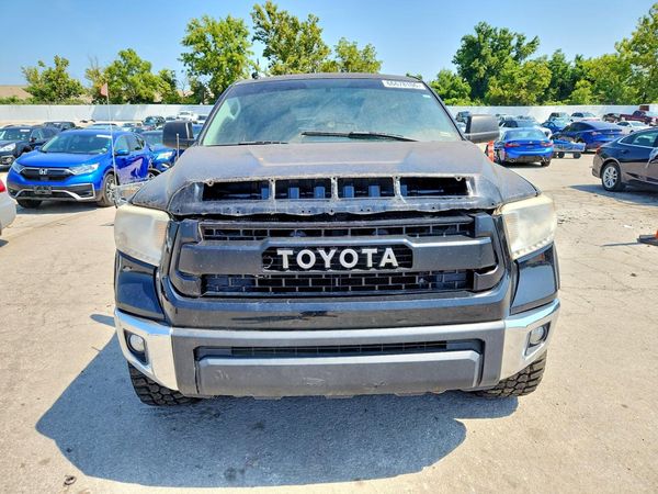 2022 TOYOTA TUNDRA SR5 Grade