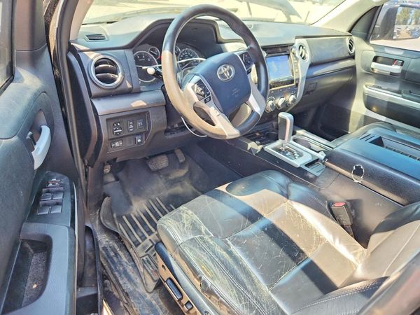 2022 TOYOTA TUNDRA SR5 Grade