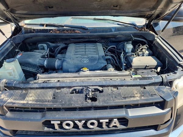 2022 TOYOTA TUNDRA SR5 Grade