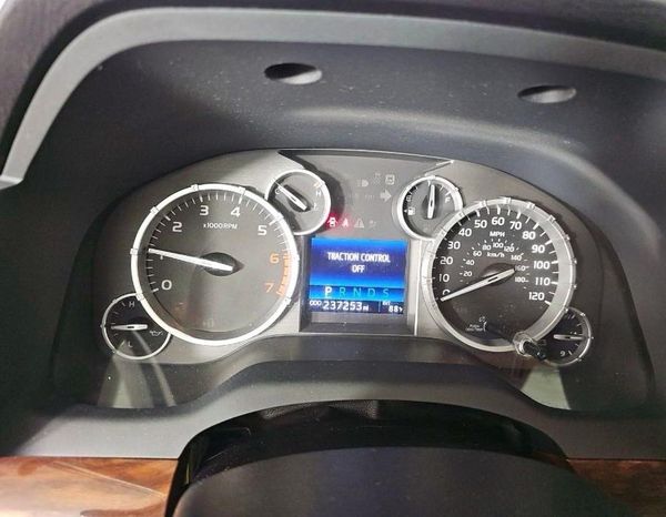 2016 TOYOTA TUNDRA Limited