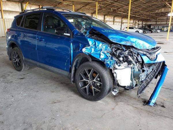2018 TOYOTA RAV4 SE