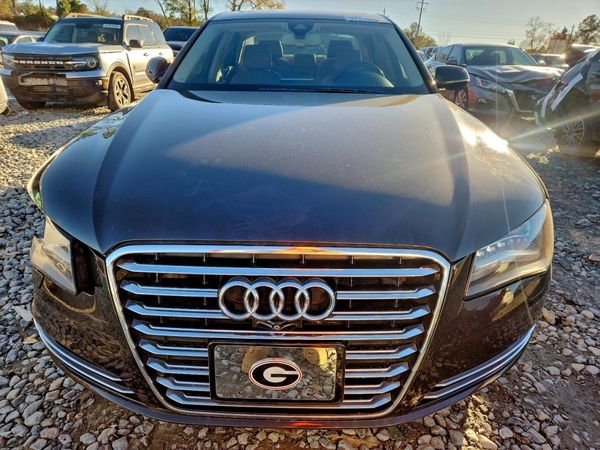 2013 AUDI A8
