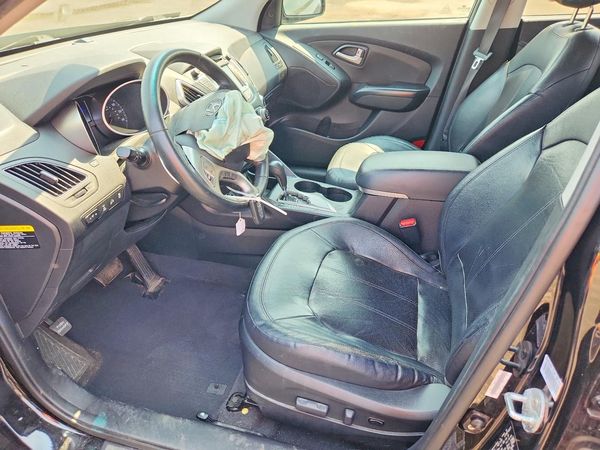 2013 HYUNDAI TUCSON — DENT