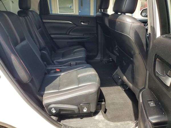 2019 TOYOTA HIGHLANDER SE/XLE