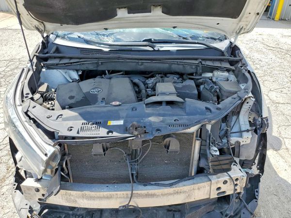 2019 TOYOTA HIGHLANDER SE/XLE