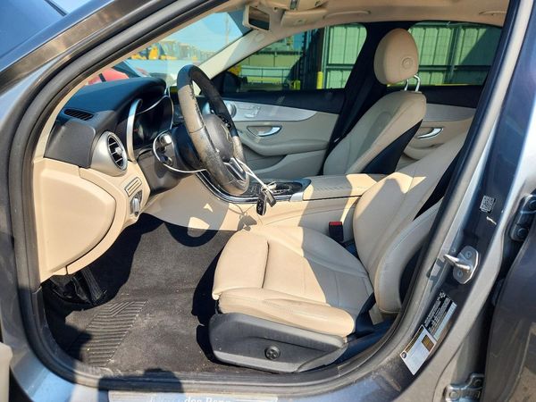 2019 MERCEDES-BENZ C