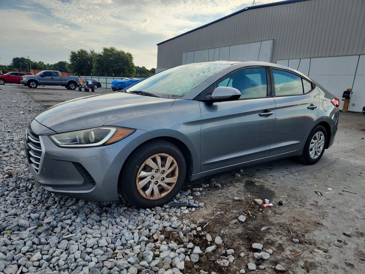 2017 HYUNDAI ELANTRA SE Base