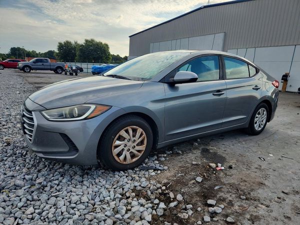 2017 HYUNDAI ELANTRA SE Base