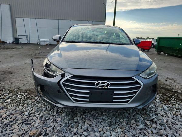 2017 HYUNDAI ELANTRA SE Base