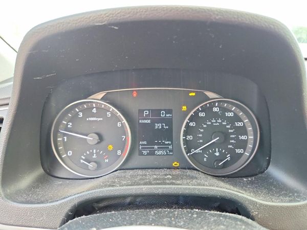 2017 HYUNDAI ELANTRA SE Base