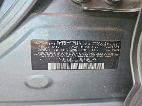 2017 HYUNDAI ELANTRA SE Base