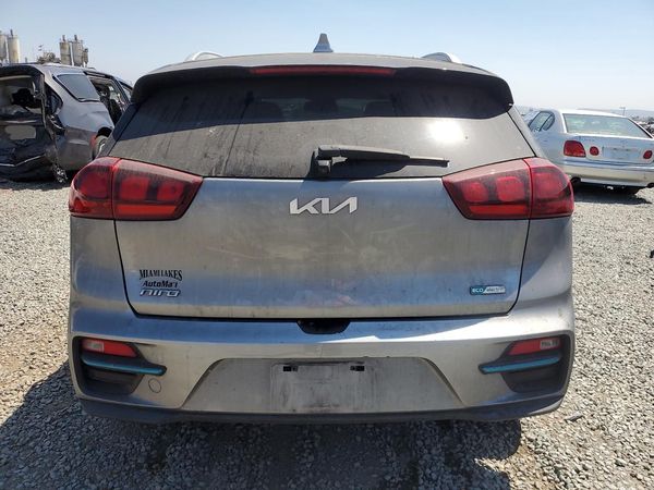 2022 KIA NIRO S, EX